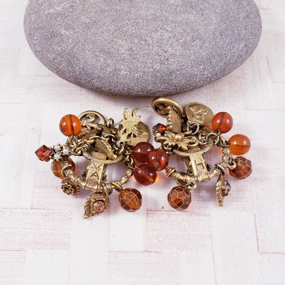 RARE VINTAGE NAPOLEON, GENERAL BONAPARTE CLIP EARRINGS - Picture 4 of 7